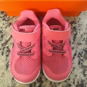 Nike Free 5.0 kids sneakers, Sz 7 (SOLD)